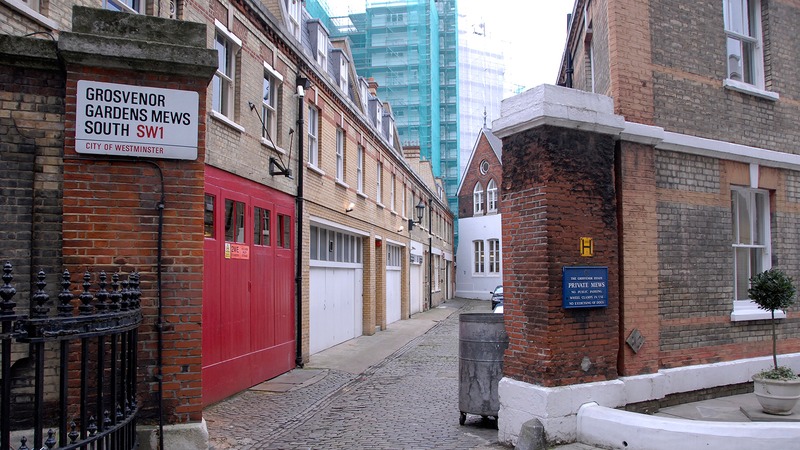 Grosvenor-Gardens-Mews-South-40DG1-LON-GB
